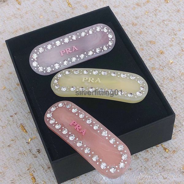 2024SS P lettere di marca fermagli per capelli di design mollette di lusso brillante diamante acrilico classico forcine per capelli per ragazze donne regalo gioielli festa