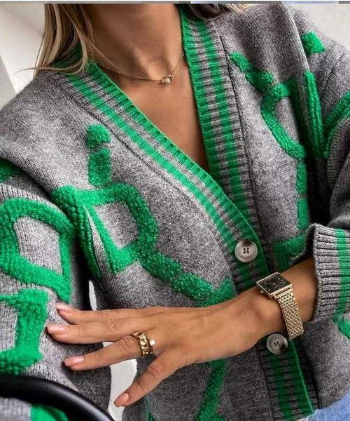 Sweaters Tasarımcı Sonbahar Kış Yeni Gevşek Örme Kartı Gasarım Vız Omuz Uzun Kollu Kazak Palto Kadın Tığ Dış Giyim Üst Bayanlar Yakası Pamuk Pamuk
