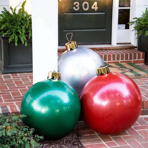 Decorazione per feste Grandi ornamenti gonfiabili natalizi in PVC decorati con palline Decorazioni per palloncini natalizi all'aperto per la decorazione del portico del prato inglese delle vacanze