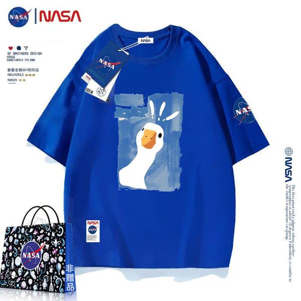 NASA x Daily Outfit Mens Loose Fit T-Shirt para Jovens Adultos Mens Camisetas Mulheres Designer Camisetas Algodão Tops Homem Camisa Casual Luxurys Roupas