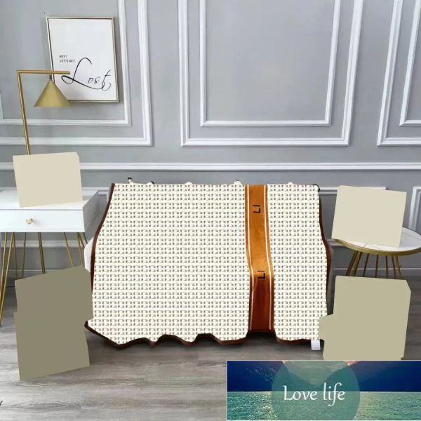 Coperte da tiro per la casa semplici Copridivano per divano letto di design Coperta calda in flanella per bambini adulti