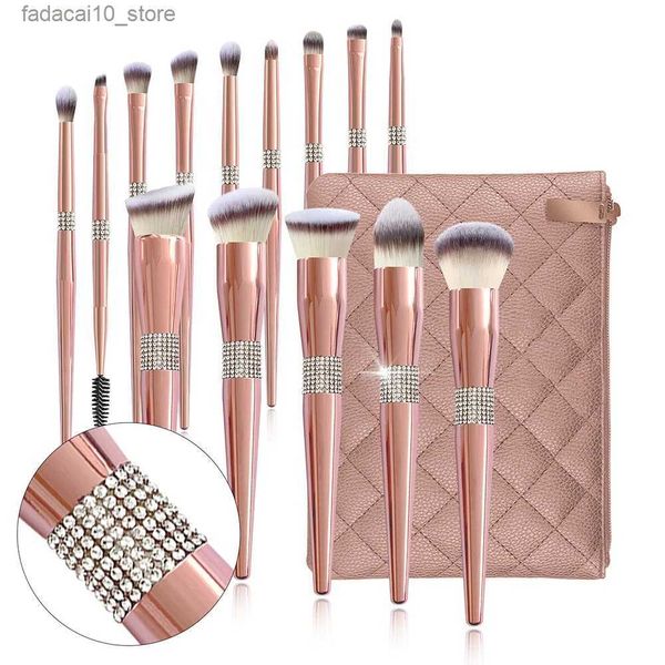 Pennelli per trucco 10/14 pezzi Pennelli per trucco diamantati Set Fondotinta in polvere cosmetica Fard Contorno Ombretto Liner Sopracciglio Ciglia Strumento pennello per trucco Q240126