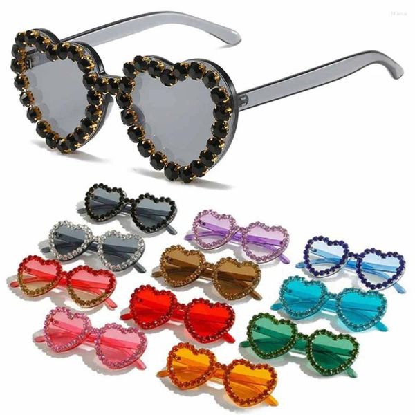 Óculos de sol Klassnum Luxo Coração Pérola Mulheres Designer Vintage Sun Óculos Trending Eyewear Outdoor Beach Shades Óculos UV400