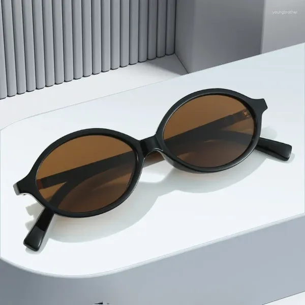 Óculos de sol feminino de alta qualidade óculos de sol 2024 moda oval pequeno quadro óculos vintage luxo designer atacado gafas