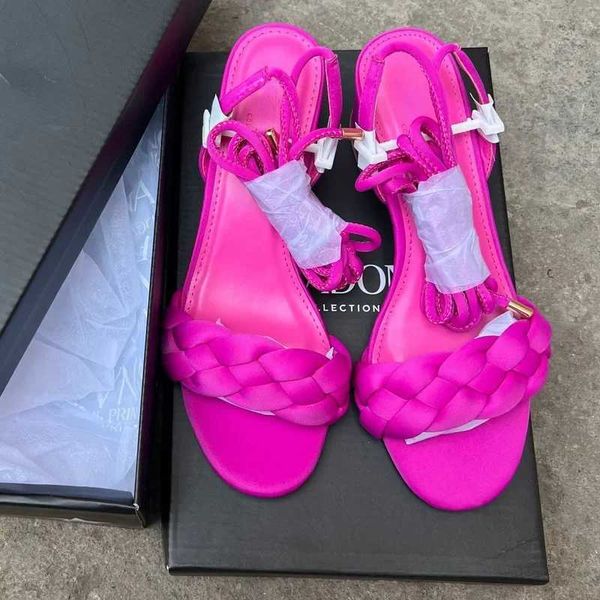 Sandálias elegantes torção sandálias femininas 2024 salto grosso rendas até dedo do pé aberto design simples na moda confortável casual senhoras sapatos de verão j240126