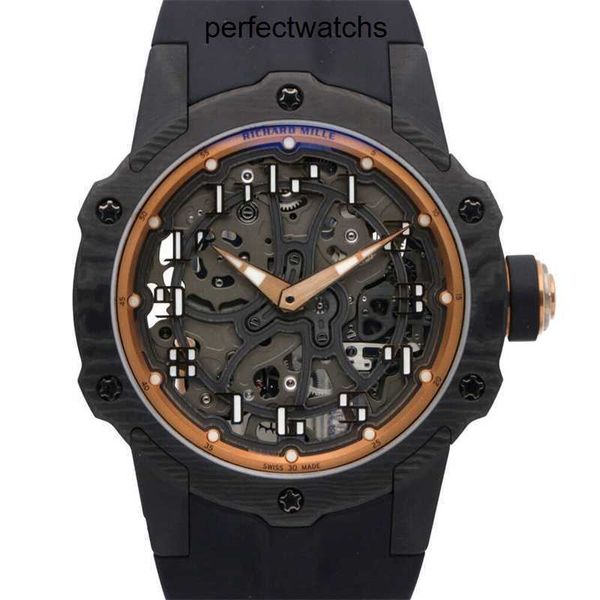 Mechanische Uhr RM-Armbanduhr Richardmille-Armbanduhr RM33-02 RM33-02 mit 41-mm-Carbongehäuse und schwarzem Zifferblatt. Exzellent