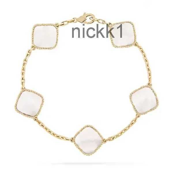 Braccialetti con ciondoli a forma di trifoglio classico di moda 4/quattro foglie 18k Conchiglia Madreperla Designer di marca Bracciale a catena per le donne Festa Compleanno Regalo Gioielli FC9N