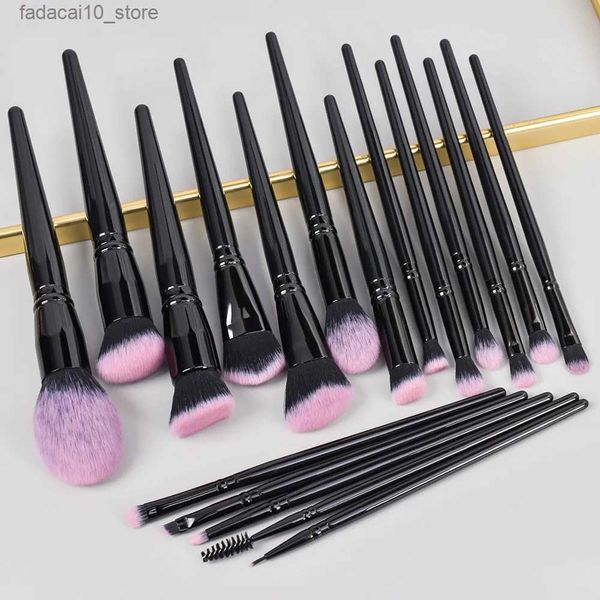 Pennelli per trucco personalizzati 18 pezzi Fondotinta cosmetico di lusso Set di pennelli per trucco Pennello per il corpo Pennelli per trucco Kabuki in nylon Q240126