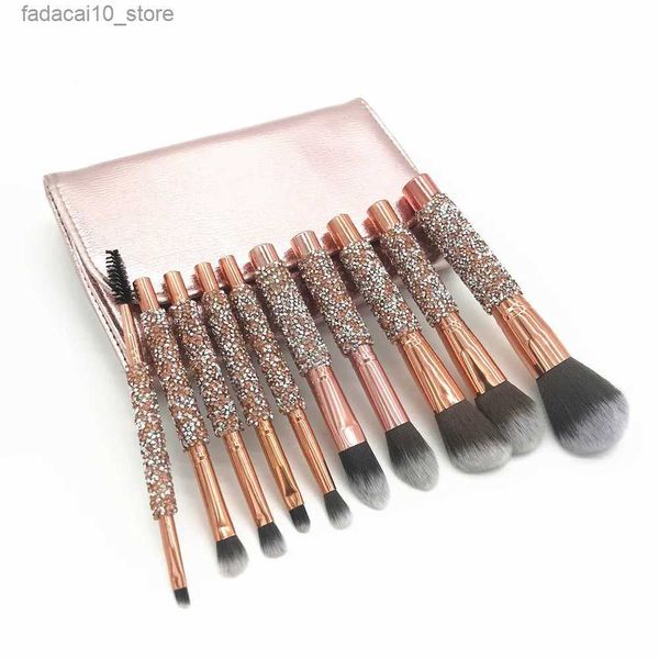 Pincéis de maquiagem 2023 Novo 10 unidades / conjunto Kit de pincéis de maquiagem de diamante Mulheres Make Up Tool Blending Contour Foundation Pincel de sombra com bolsa PU Q240126