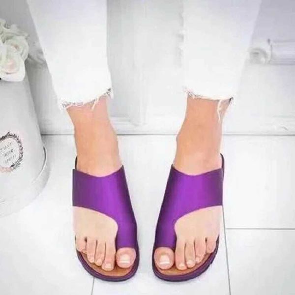 Chinelos Mulheres Sandálias de Verão Plataforma Confortável Sapatos Lisos Sola Senhoras Casual Soft Big Toe Sandália Ortopédica Joanete Corrector SlippersL240124