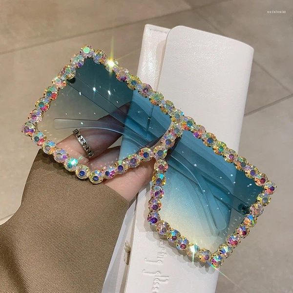 Lunettes de soleil mode brillant strass carré surdimensionné dégradé personnalisé femmes Cool rue pographie décoration lunettes