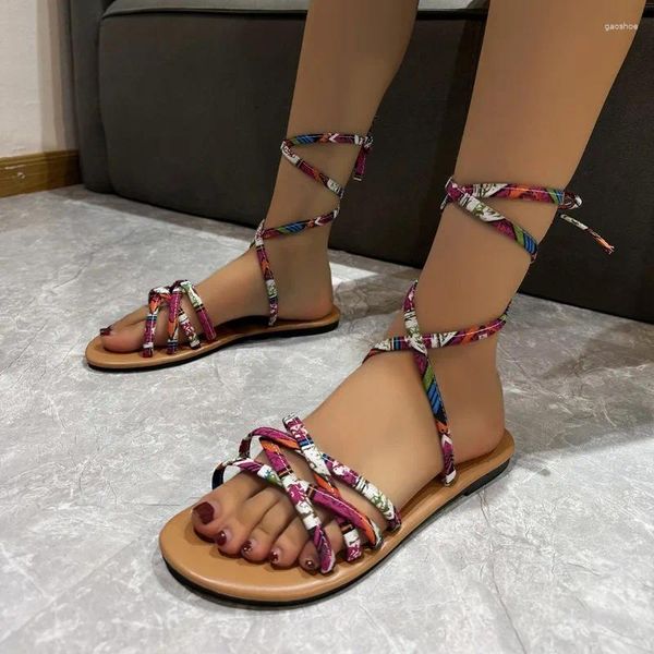 Sandalen Damenschuhe zum Verkauf 2024 Knöchelschnürung Damen Alltag Damen Schmalband Mischfarben flach mit
