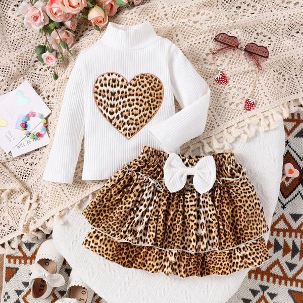 Set di abbigliamento Bambini Neonate Set di gonne 2 pezzi Abiti T-shirt a maniche lunghe a forma di cuore con stampa leopardata A-line Outfit per bambini