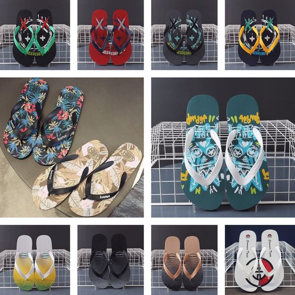 Kadın Tasarımcı Şeffaf Sandalet Kadın Mektup Baskılı Lüks Yaz Sıkıcı Slaytlar Leydi Flip Flops Düz Ayakkabı Spor Ayakkabı Sabahları