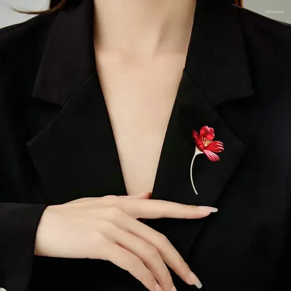 Bow Ties Kırmızı çiçek broş sabit giyim pimi niş tasarım duygusu Çin tarzı sonbahar/kışlık ceket aksesuar korsaj