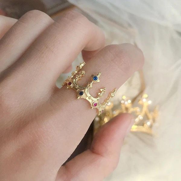 Anéis de cluster requintado luxo vermelho azul zircão coroa cor de ouro antigo castelo anel ajustável para mulheres jóias presentes