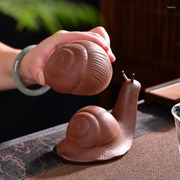 Tea Pets Cina Set creativo Scarico Decorazione Ceramica Piccola lumaca Filtro Figurina personalizzata Studio per animali domestici