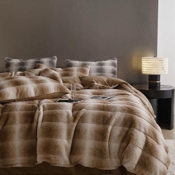 Conjuntos de cama Faux Winter Bed Linen Stripe Fleece Duplo Consolador Conjunto Capa Completa Quilt Duvet Sheets