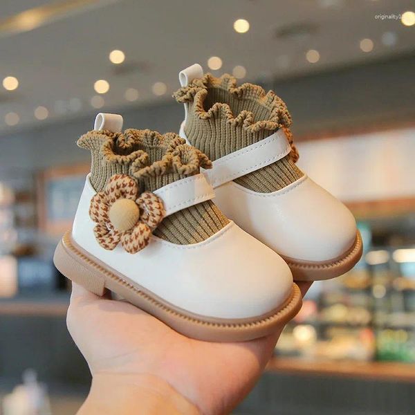 Botas bebê moda sapatos casuais sola macia andando princesa meninas curtas confortáveis deslizamento meias crianças crianças