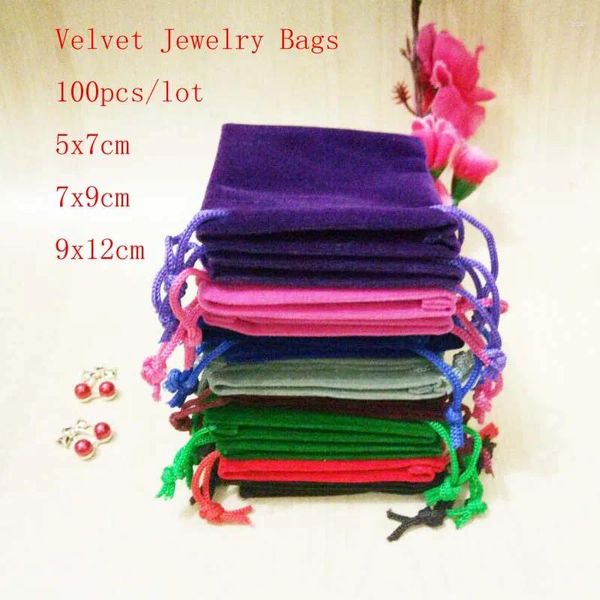 Takı Torbaları 20pcs/Lot Velvet Drawstring Çantaları 5x7 7x9 9x12 cm Hediye Paketleme Düğün Ambalajı