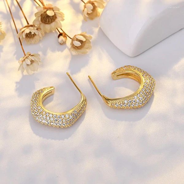 Brincos de garanhão Fahion Row Zircon Ear Brinco Mulheres C Forma High-grade Twinkling para K Lady Amarelo Ouro Cor Jóias Drop-