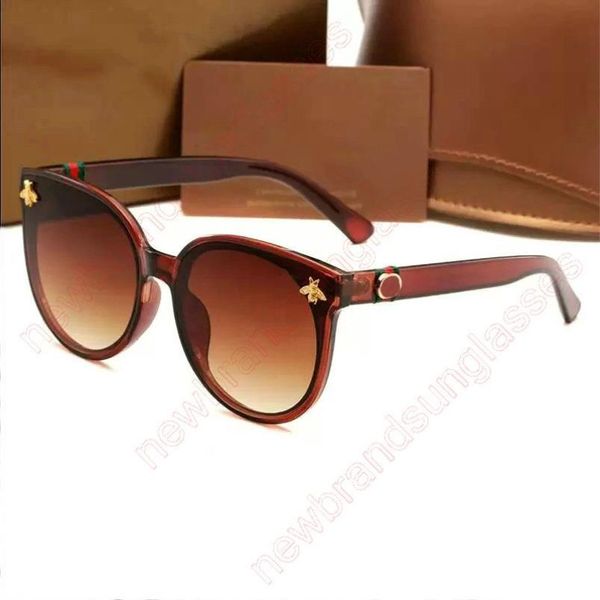 Occhiali da sole Cat Eye sexy Donne Designer di marca di lusso Occhiali sfumati vintage Occhiali da sole retrò Occhiali moda femminile ape Lunette 255u