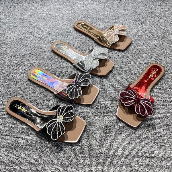 Chinelos Sandálias de Verão Mulheres Flip Flops Strass Senhoras Planas Sapatos Femininos Sqaure Toe Bling Party Sandalias Mujer 43