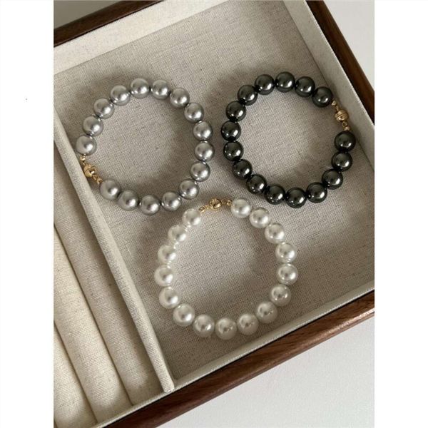 Bracciale Swarovski Designer Luxury Fashion Donna Bracciale con perle bianche australiane artificiali Versatile Genduo Ma Tahiti Nero