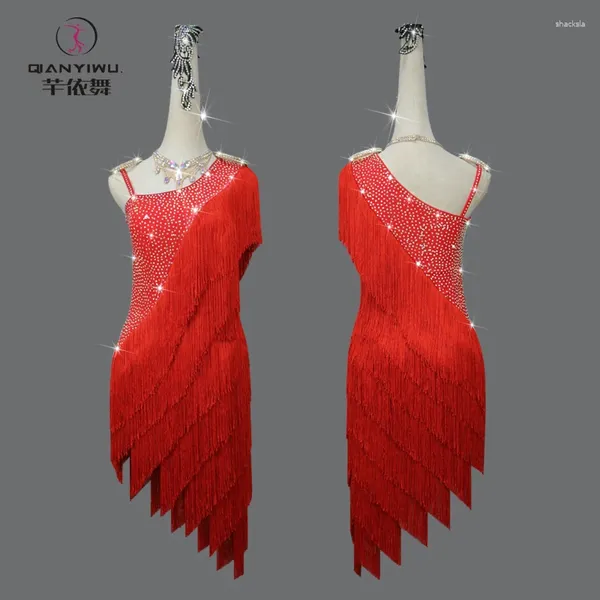 Abbigliamento da palco Vestito da ballo latino rosso professionale Gonna con frange per feste da donna sexy Pratica della palla da cabaret Abbigliamento femminile Costume da ballo Samba