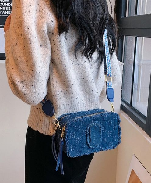 Borsa da donna stile primaverile con stile denim solido e borsa a tracolla singola dal design a taglio vivo con borsa quadrata piccola con doppia cerniera spazzolata