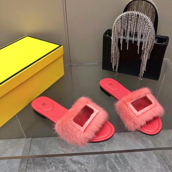 2024 Novo Designer Chinelos Mulher Favorita Marrom Fofo Teddy Bear Slipper Senhora Moda Slides Baguette Sapatos Homens Outono Inverno Gladiador Sandálias Tazz Flop House Shoe