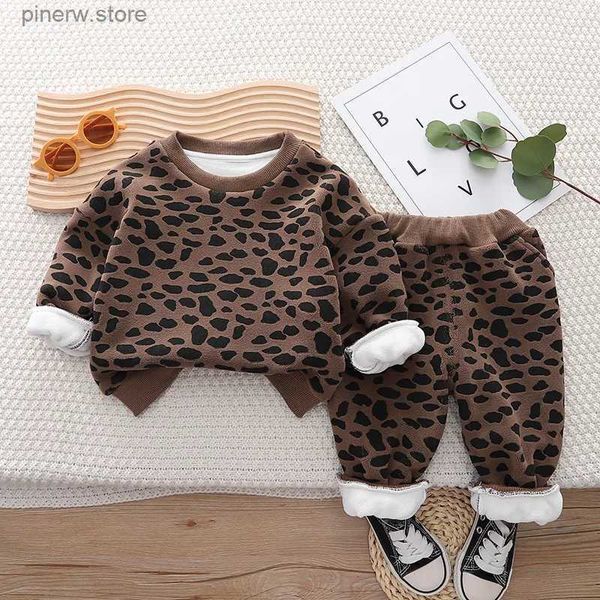 Conjuntos de roupas outono e inverno novas crianças de pelúcia leopardo padrão camisola manga longa conjunto bebê urso engrossado e quente conjunto de duas peças