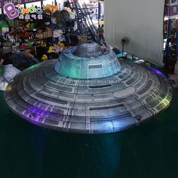 7 m 23 Fuß Durchmesser aufblasbare Beleuchtungs-Raumfahrzeugmodelle sprengen UFO-Luftballons auf, Raumthema-Dekoration für Party-Events im Freien mit Luftgebläse für Spielzeug, Sport