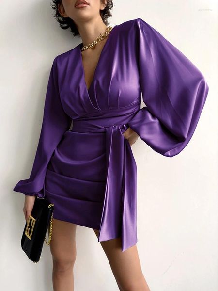 Vestidos casuais 2024 outono inverno mulheres cetim mini vestido elegante escritório manga longa v-pescoço sólido roxo para