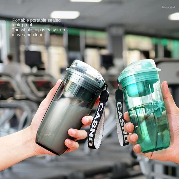 Bottiglie d'acqua 400ml Sport Shaker Bottiglia di plastica con coperchio a sfera con frusta Filtro per il tè Tazza di agitazione proteica Senza BPA A prova di perdite Durevole