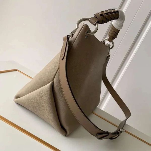 Borsa da donna 10a borsa da donna Borsa a tracolla con motivo traforato di qualità 1: 1 BEAUBOURG MM HOBO Borsa con manico superiore in pelle intrecciata Famosa