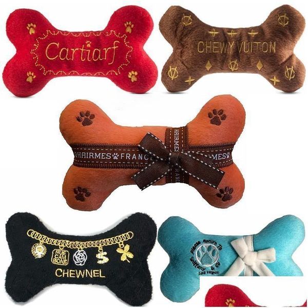 Giocattoli per cani Chews Designs Runway Pup Collection Unique Squeaky P Pret-a-Porter Bones 5 colori all'ingrosso H13 Drop Delivery Home Garden Otflj