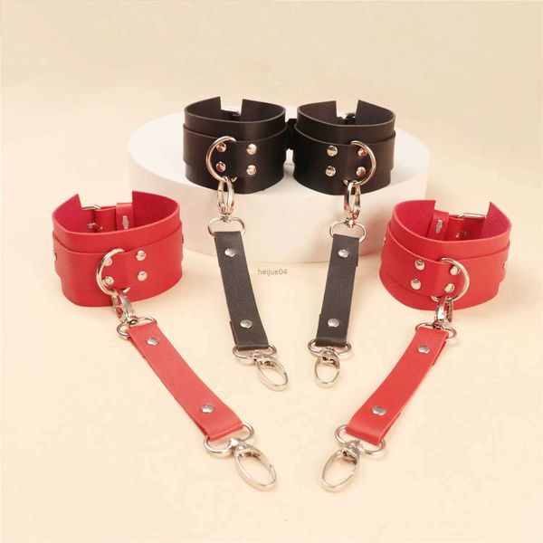 Giocattoli per adulti UYEE 2PCS Harness Bondage Bracciali per le donne Manette in pelle PU Fetish Lingerie Giochi per adulti Coppie Festival Accessori Rave