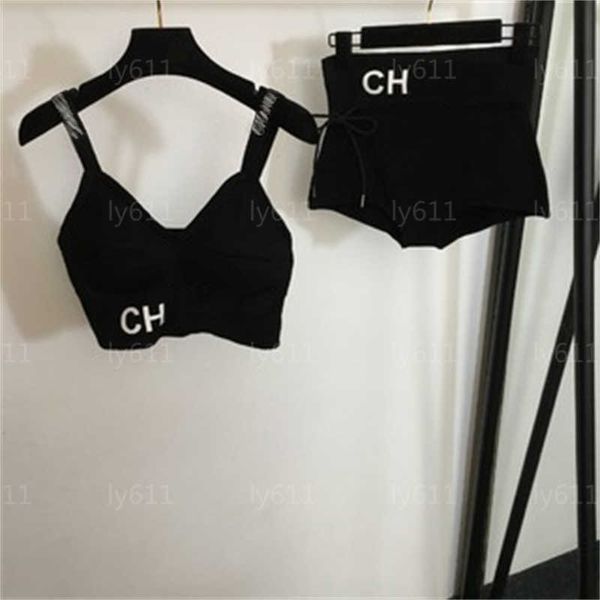 Costume da bagno estivo da donna Costume da bagno firmato Costume da bagno nero Costume da bagno stampato offset Lettera sexy Reggicalze Triangolo Slip intimo Costume da bagno diviso