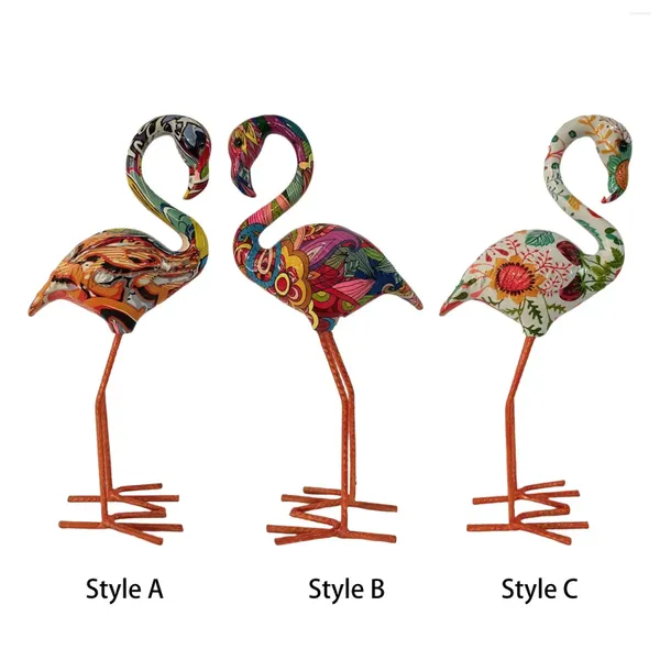 Statuette decorative Flamingo Garden Statue Uccelli Sculture in resina per la festa tropicale