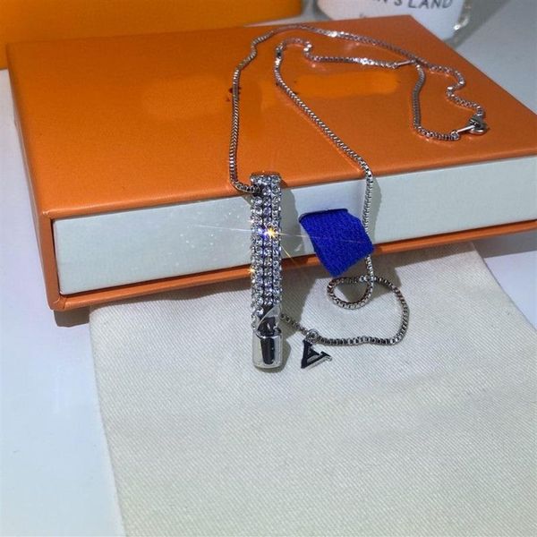 Collana con pendente a fischio in acciaio al titanio Collana con diamanti di alta qualità Collana con catena in metallo moda per coppia3366