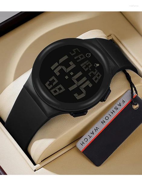Relógios de pulso na moda cinta macia grande tela digital movimento resistente à água despertador relógio de pulso esportes relógio