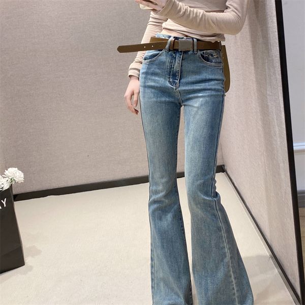 Calça jeans feminina de cintura alta micro alargada justa e sexy, clássica básica e versátil para primavera e verão com bordado de letras