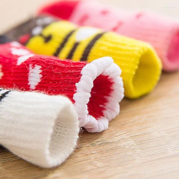 Vestuário para cães Cartoon Pet Socks Cute Non-Slip Knits Casual Quente Impresso Filhote de Cachorro Pequeno Médio Cães Produto