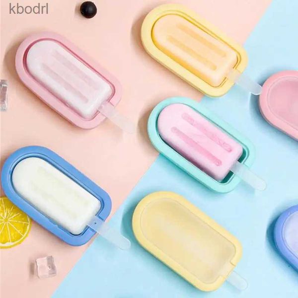 Utensili per gelato Stampo in silicone con coperchio e adesivi Cuore adorabile Stampi per ghiaccioli Stampi per ghiaccioli Creme Maker Articoli per feste YQ240130