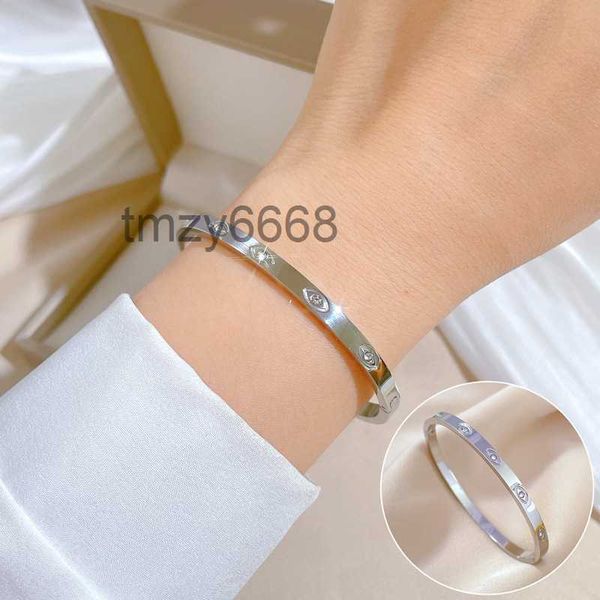 Luxuriöses Designer-Armband aus Gold und Silber, modisch, für Damen, Ins Wind, Titan, minimalistisch, besonderes Design, Schmuckqualität 8XY3