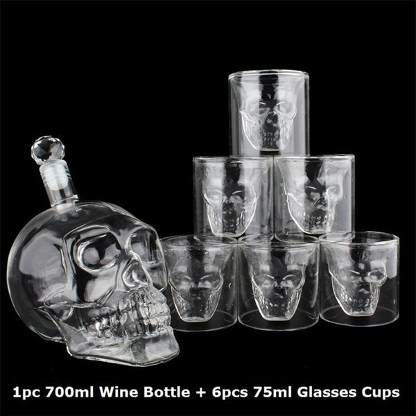 Cabeça de caveira de cristal S Óculos Conjunto de copos 700ml Garrafa de vidro de vinho de uísque 75ml Copos Decanter Home Bar Vodka Canecas bebendo 210827298Y