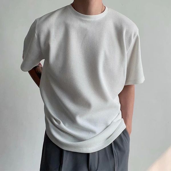 Verão masculino refinado gola pessoal camisa inferior cor sólida fina confortável casual solto japonês manga curta camiseta 240130
