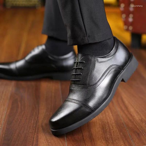 Scarpe eleganti da uomo casual da uomo a tre articolazioni da lavoro in pelle antiscivolo di mezza età e per anziani