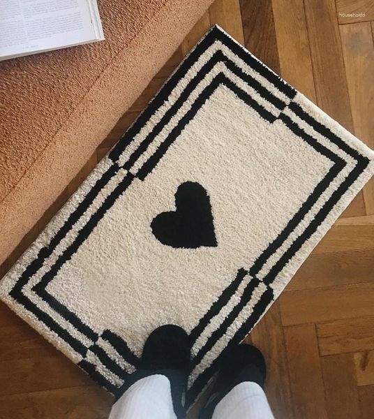 Teppiche Schwarz Weiß Herz getuftete Teppichmatte Weiche, flauschige, dicke Tufting-Raumeingangs-Fußmatte, rutschfester Teppich für den Eingangsbereich